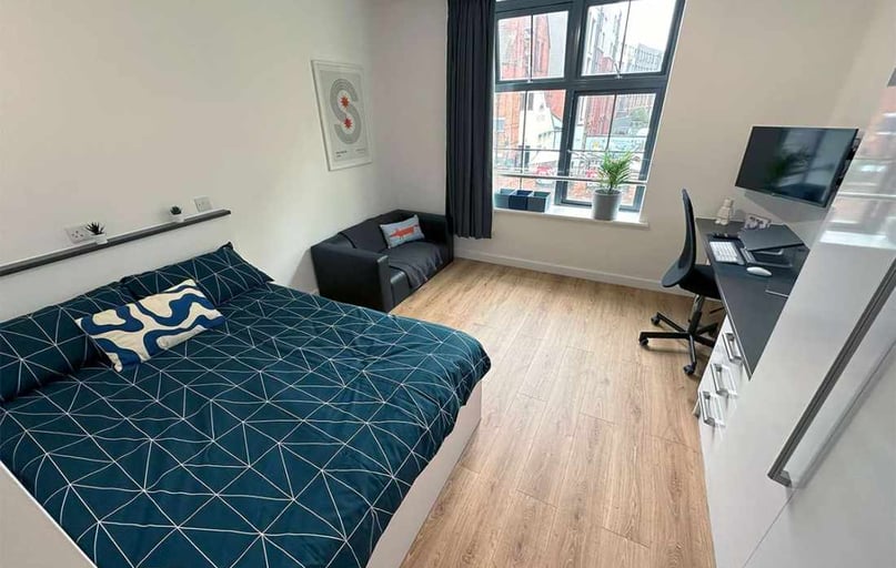 Gold Super-Large City Studio, CODE Students, 40-72 Western Road, Bede Park, Leicester - Image 1