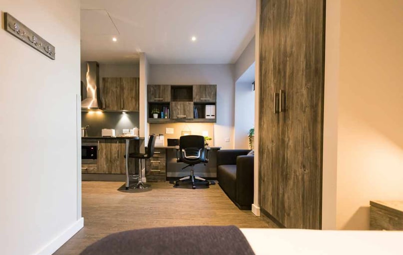 Gold Studio, Queens Court, 15 Queens Walk, City Centre, Reading - Image 1