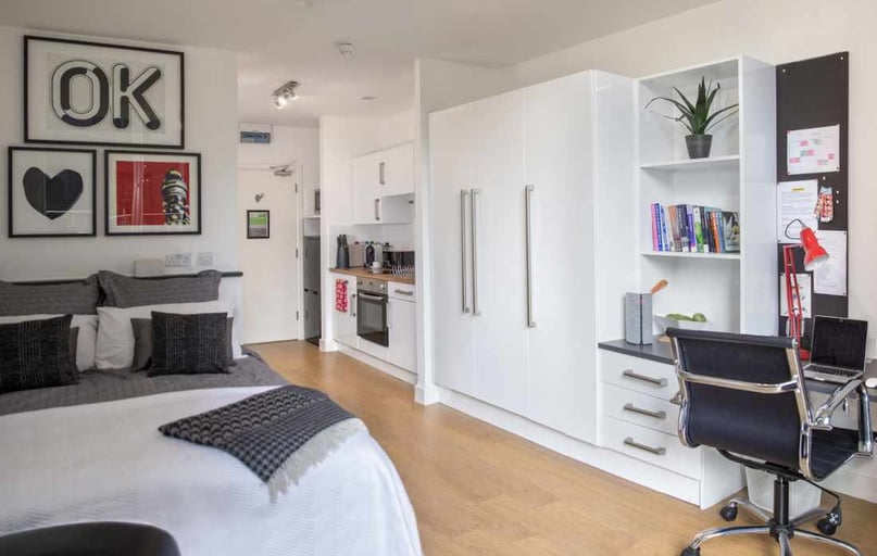 Silver Courtyard Studio, Floors G-2, CODE Students, 40-72 Western Road, Bede Park, Leicester - Image 1