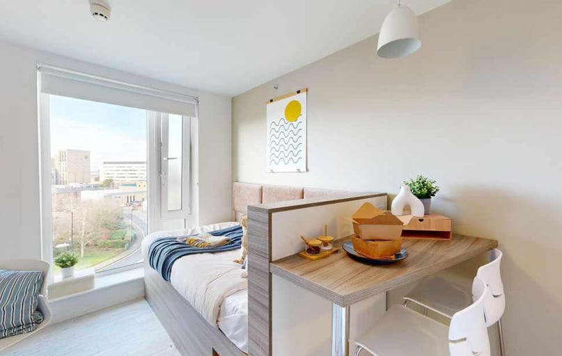 Deluxe Studio, Merlin Point, 1 Deasy Road, City Centre, Coventry - Image 1