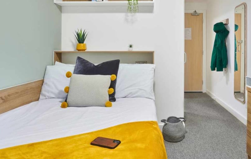 Ensuite Classic, Sky Blue Point, West Street, Far Gosford, Coventry - Image 1