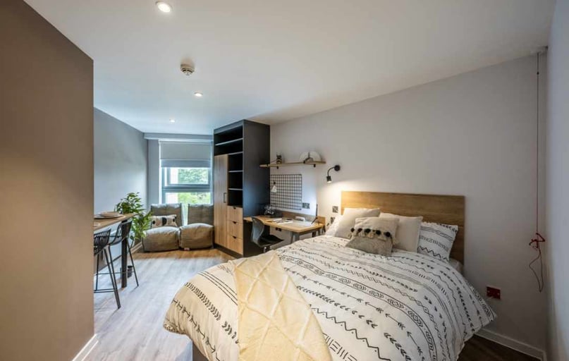 Luxury Studio, Murieston Crescent, Dalry, Edinburgh - Image 1