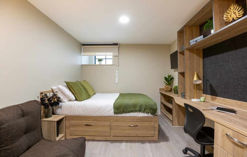 Basement Studio, St Peter's Hall, Hinton Road, Central, Bournemouth - Image 1