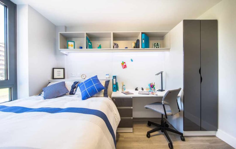 8 Bed Cluster En-suite, ViBe Student Living, 66-70 Cambridge Road, Surbiton, Kingston - Image 1