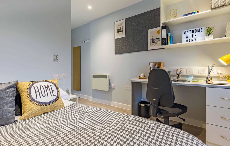 4 Bed Club En-suite, Mary Parker House, 17 Apsley Road, Mutley, Plymouth - Image 1