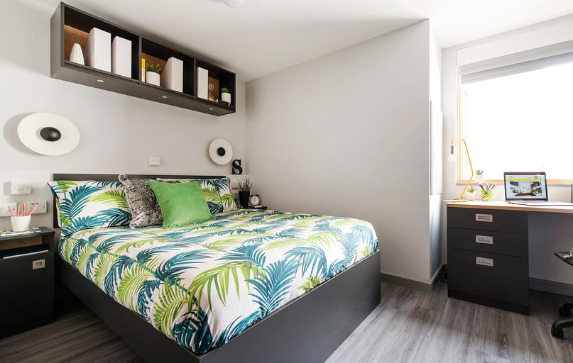 Luxury Studio, Therese House, 29- 30 Glasshouse Yard, Barbican, London - Image 1