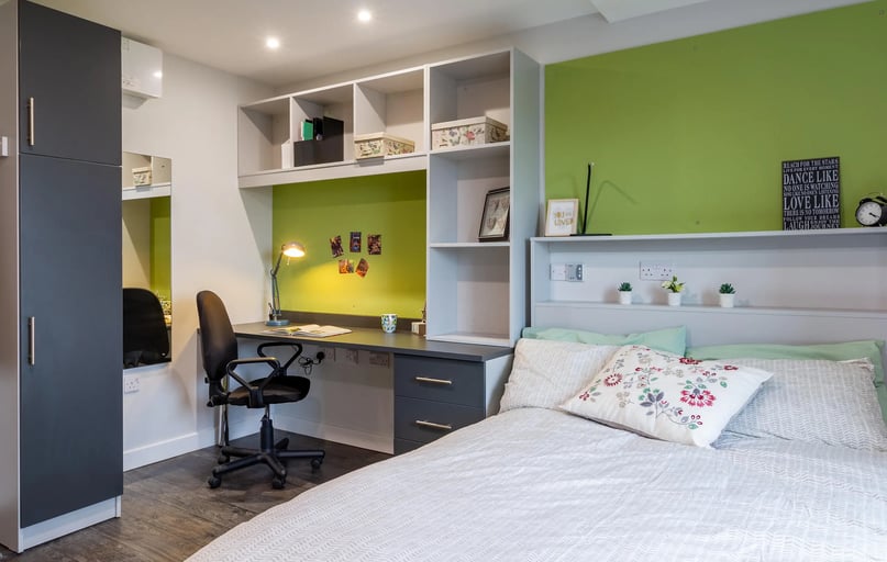 Premium Studio, Austen House, Back of the Walls, City Centre, Southampton - Image 1