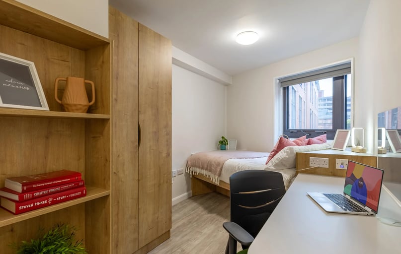 Standard Ensuite, Goldsmith Court, Chaucer Street, City Centre, Nottingham - Image 1