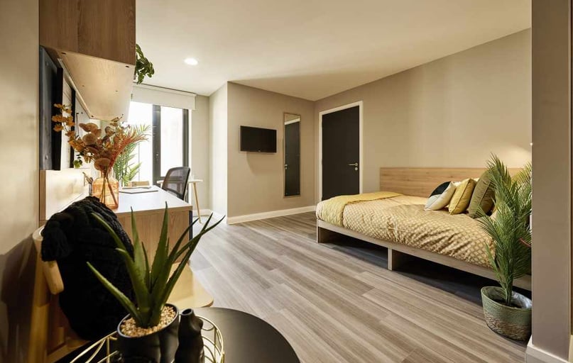 Platinum Studio, The Spireworks, 163 Cowley Road, St Clements, Oxford - Image 1