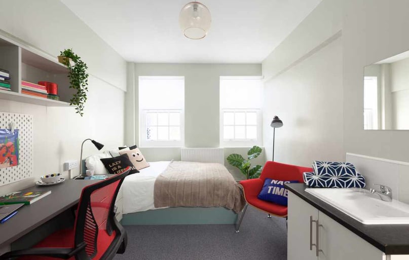 Premium Room, Louise House, 33 Medway Street, Westminster, London - Image 1