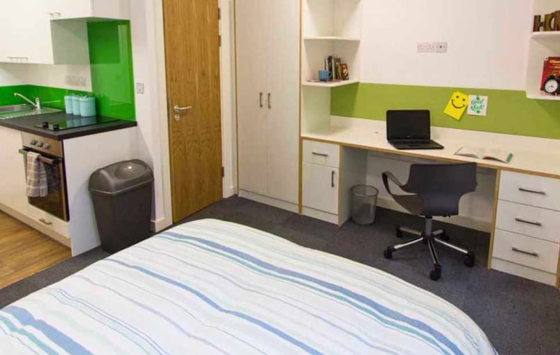 Studio Platinum, The Village at The Viaduct, Ainsley Street, City Centre, Durham - Image 1