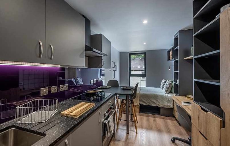 Classic Studio, Carters Yard, 14-16 Dumbarton Road, City Centre, Stirling - Image 1