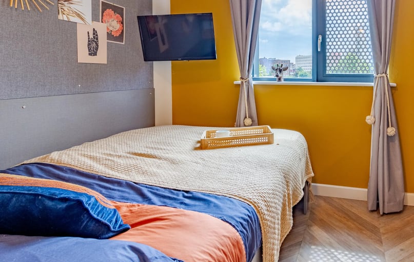 Classic Studio, Belaton House, 130 Holdenhurst Road, City Centre, Bournemouth - Image 1