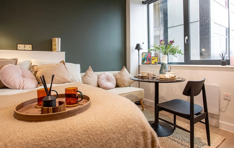 Premium Studio, Haus, 12 Calthorpe Road,, Edgbaston, Birmingham - Image 1