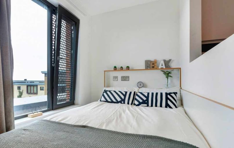 Studio Gold, 27 Magdalen Street, New Town, Colchester - Image 1