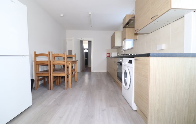 Cathays, Cardiff - Image 1