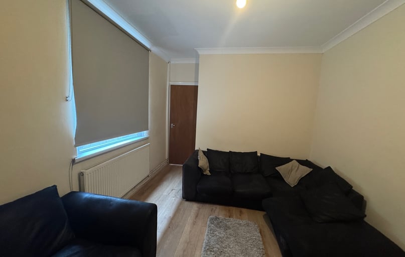 Cathays, Cardiff - Image 1