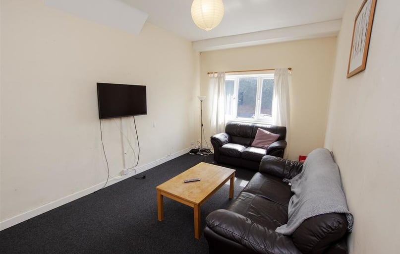 312798estate_agent_feeds, Selly Park, Birmingham - Image 1