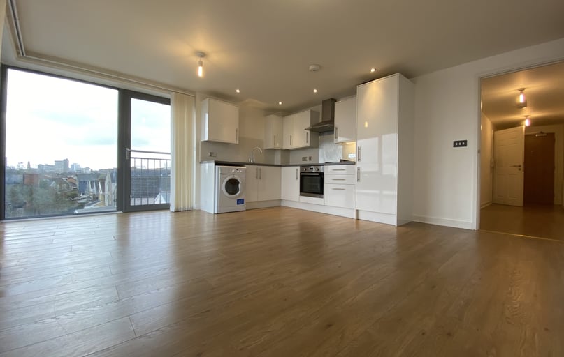 Cathays, Cardiff - Image 1