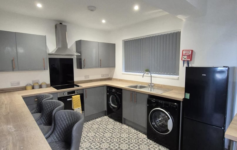 Colbourne Terrace, Waun Wen, Swansea - Image 1