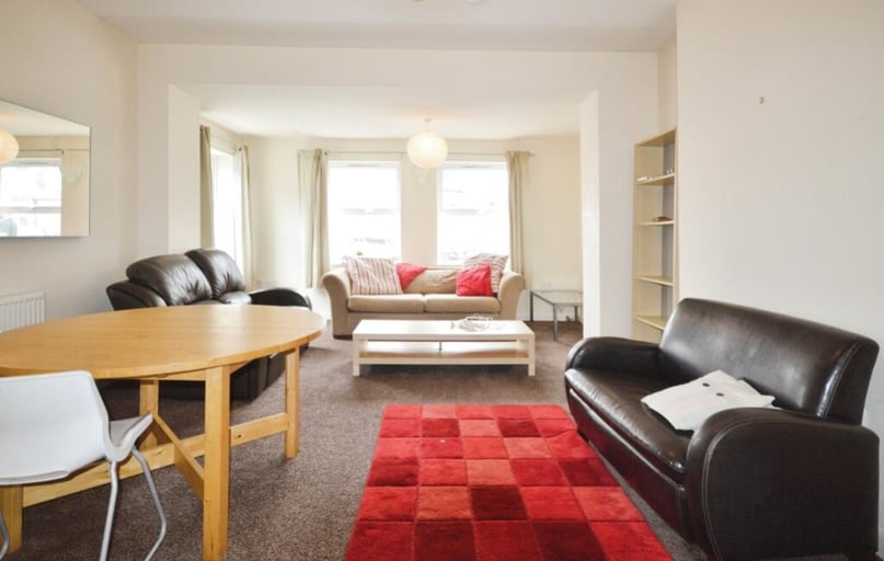 Cathays, Cardiff - Image 1
