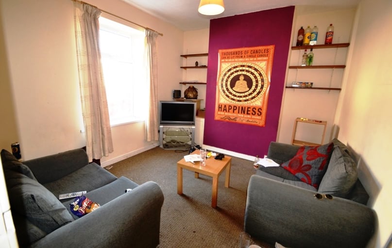 Cathays, Cardiff - Image 1