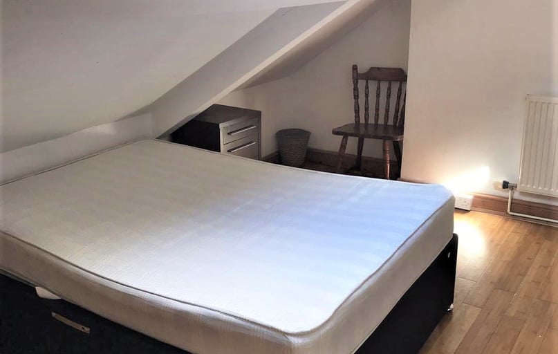 Brynmill, Swansea - Image 1