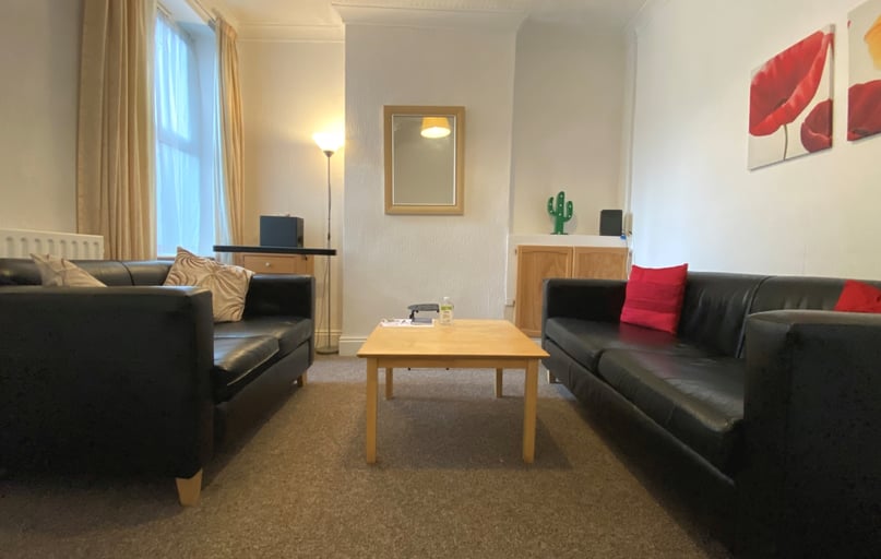 Cathays, Cardiff - Image 1