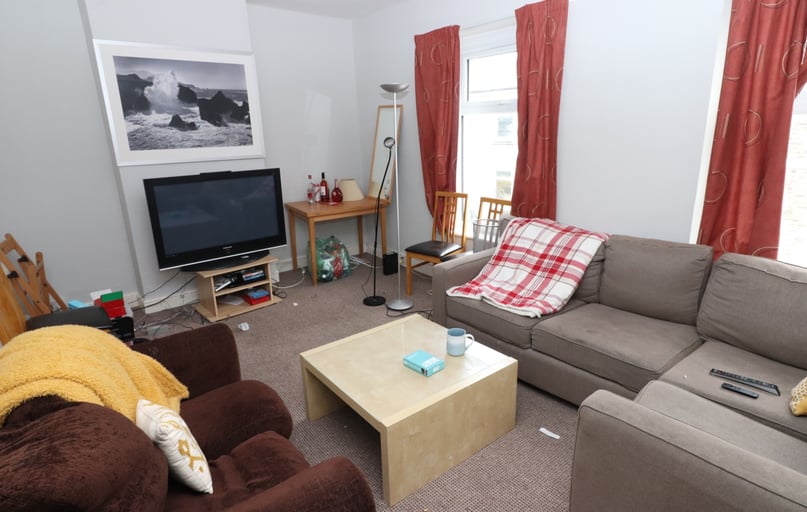 Cathays, Plasnewydd, Cardiff - Image 1