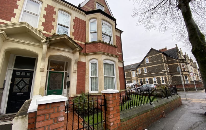 Roath, Plasnewydd, Cardiff - Image 1