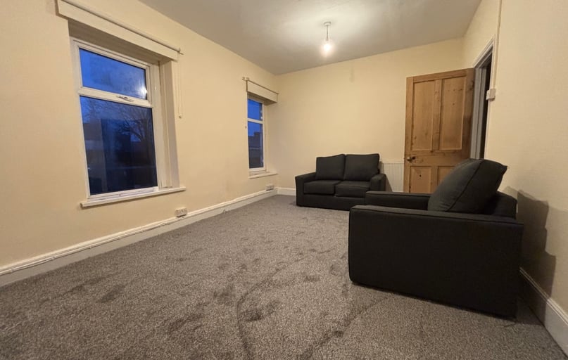 Grangetown, Cardiff - Image 1