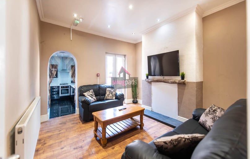 Salford, City Centre - Image 1