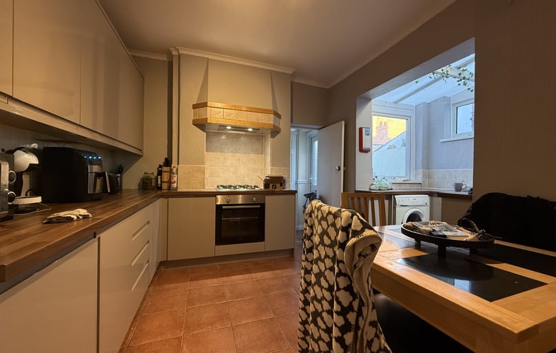 Cathays, Cardiff - Image 1