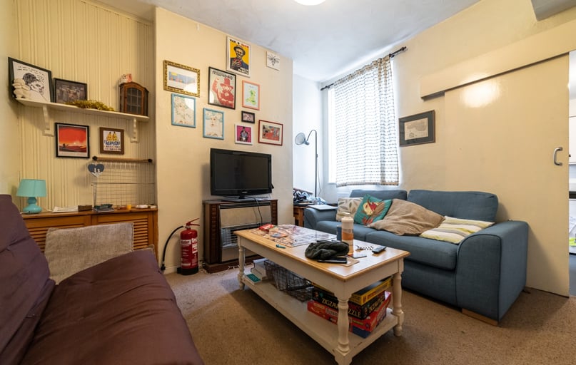 Heath, Cathays, Cardiff - Image 1