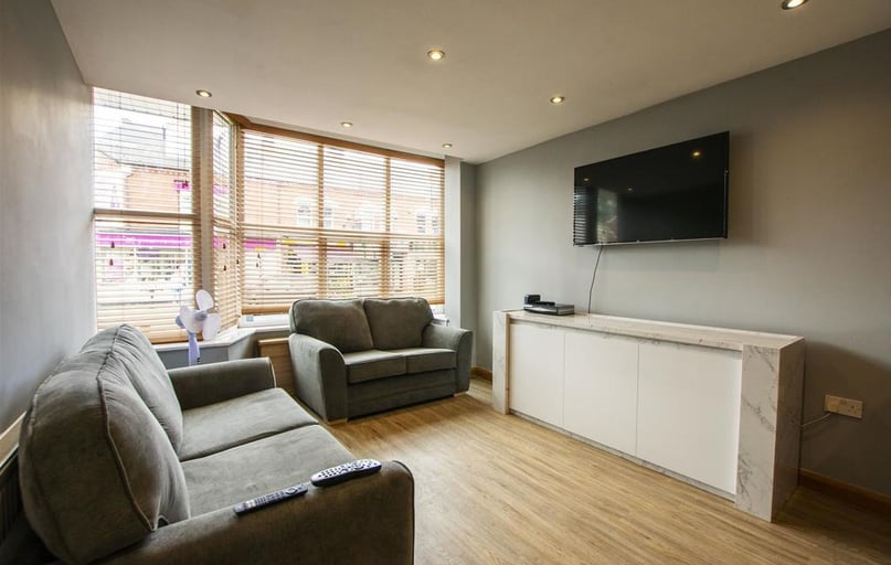 Raddlebarn Road, Selly Park, Birmingham - Image 1