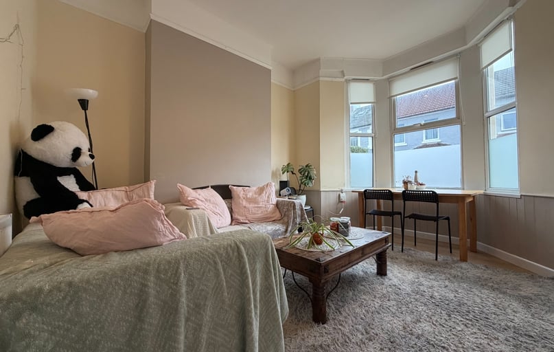 Roath, Plasnewydd, Cardiff - Image 1