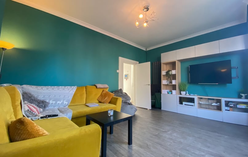 Roath, Plasnewydd, Cardiff - Image 1