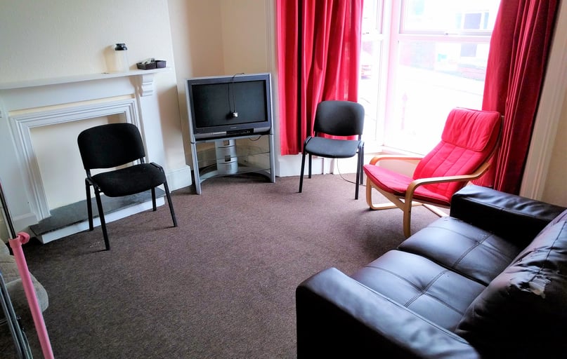 Rhyddings Park Road, Brynmill, Swansea - Image 1
