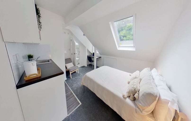 Salford, Seedley - Image 1