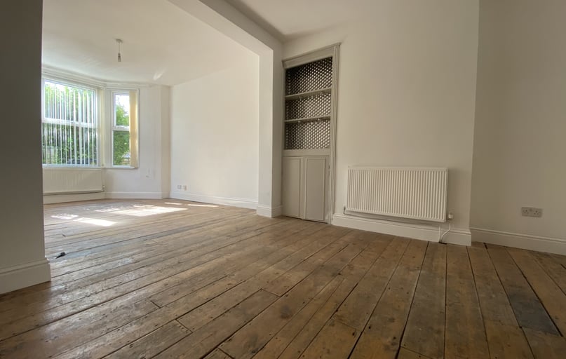 Grangetown, Cardiff - Image 1