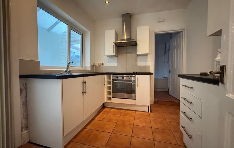 Splott, Cardiff - Image 1