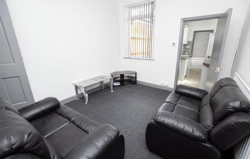 Dawlish Road, Selly Park, Birmingham - Image 1