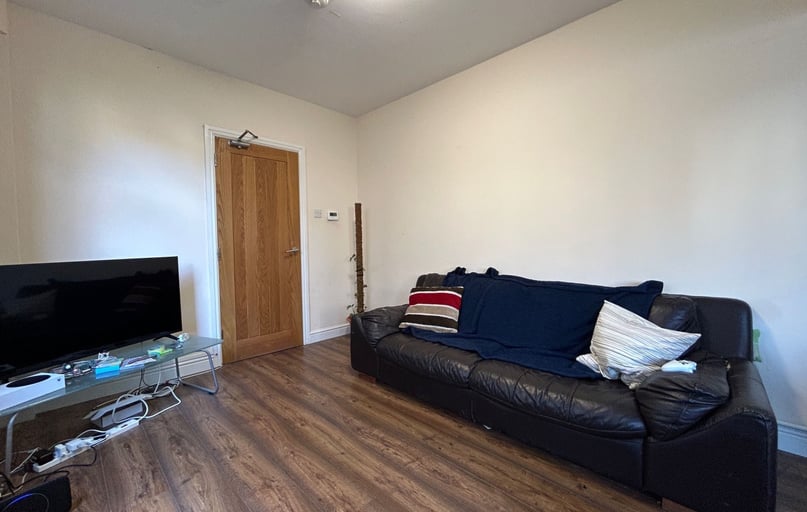 Cathays, Cardiff - Image 1