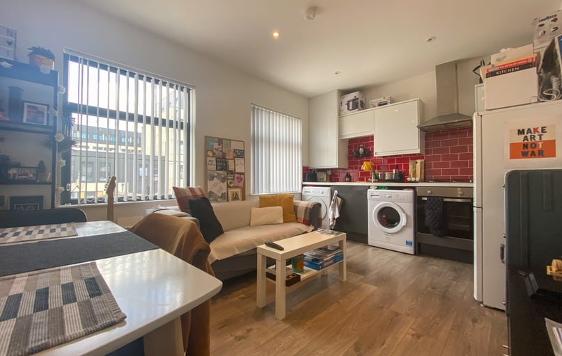 Cathays Park, City Centre, Cardiff - Image 1