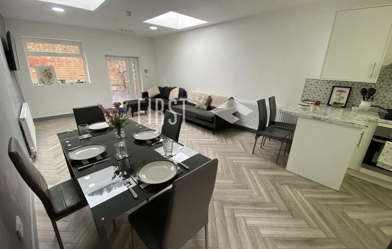 Severn Street, Highfields, Leicester - Image 1