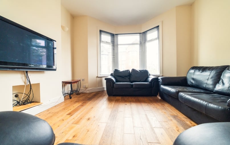 Cathays, Cardiff - Image 1