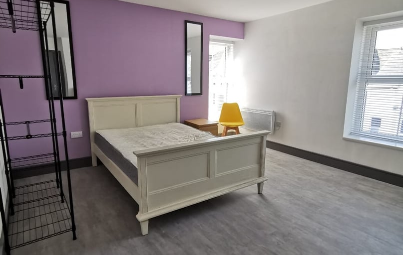 Uplands, Swansea - Image 1