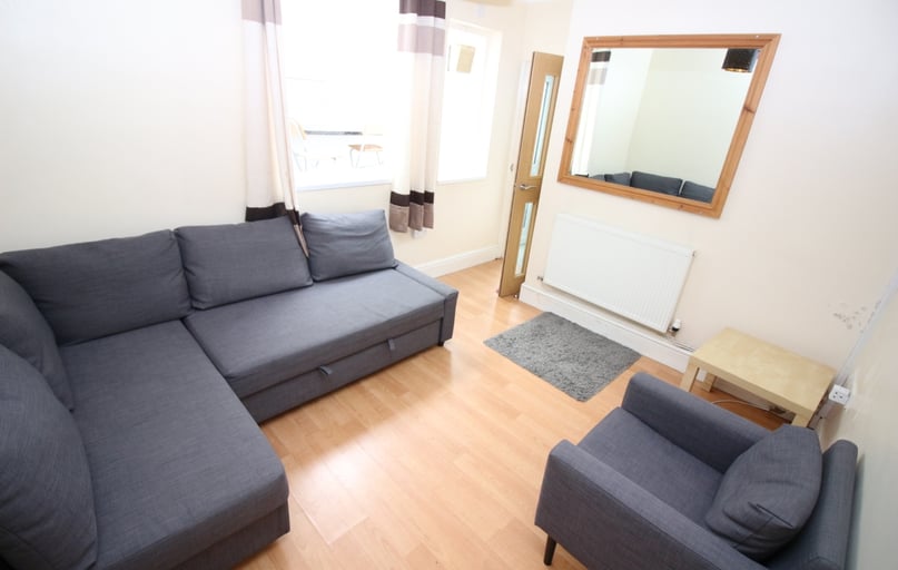 Cathays, Cardiff - Image 1