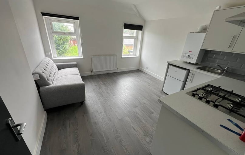  3, 212, Adamstown, Cardiff - Image 1
