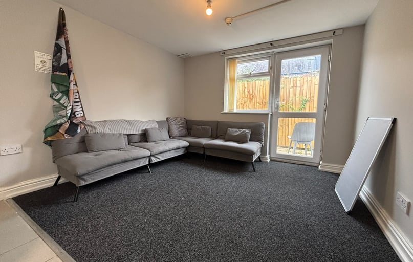 Cathays, Cardiff - Image 1
